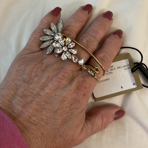 NWT BURBERRY DOUBLE RING CRYSTAL SIZE S - Picture 3 of 6